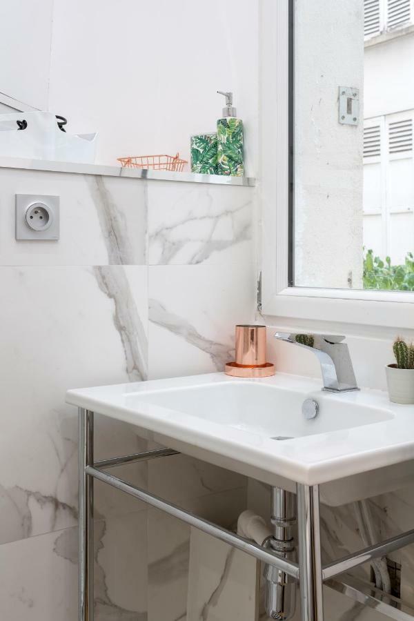 Studio D'Architecte Au Pied De Tour Eiffel Apartment Paris Ngoại thất bức ảnh